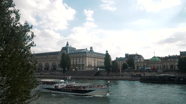 Paris seine orsay bateau