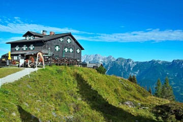 Fototapeta na wymiar Austrian Alps-view from the cottage Krummholzhutte