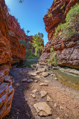 hiking down in weano gorge in karijini national park, western australia 7