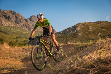 Fototapeta na wymiar teenage mountain bike rider