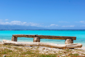bench by the turquoise sea of Moorea