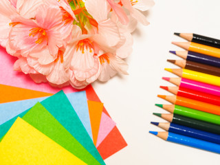 カラフルな文房具と桜