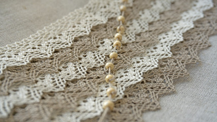 Linen lace