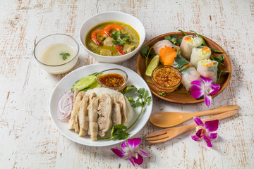 代表的なタイ料理　typical Thai cuisine