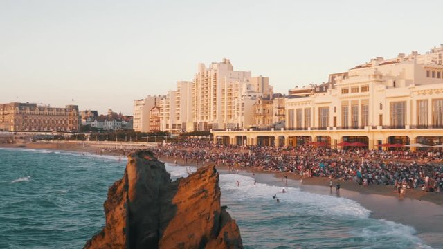 biarritz sunset people