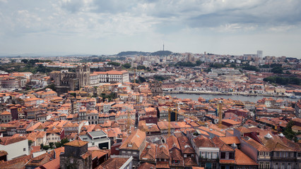 Fototapeta na wymiar Ausblick auf die Altstadt Portos