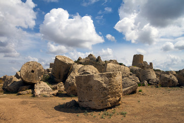 Fototapeta na wymiar Parco e rovine archeologiche di Selinunte, Sicilia