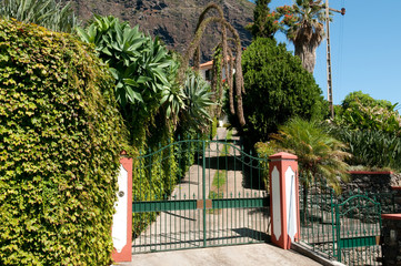 Grundstückseingang in Porto da Cruz auf Madeira