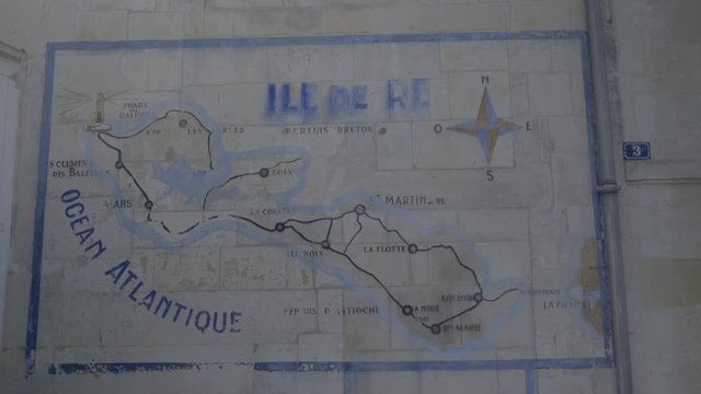 Painted map of Il de Re on a wall of a building | France - Il de Re - Saint-Martin-de-Ré