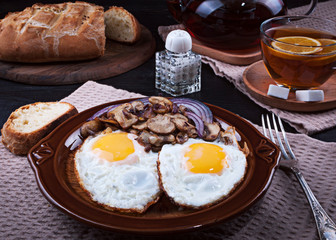 Fried mushrooms with scrambled eggs.