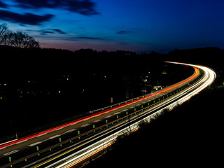 夕暮れ 高速道路