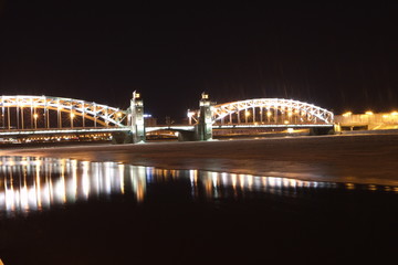 Obraz premium Bolsheokhtinsky bridge in winter