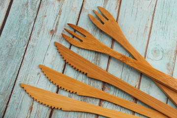 Couverts en bois
