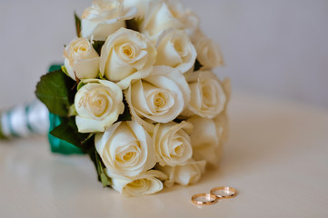 Wedding bouquet and rings