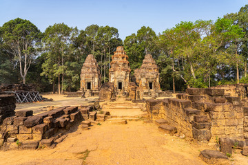 Fototapeta na wymiar Preah Ko temple, Cambodia: core part - sanctuaries