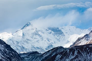 Deurstickers Cho Oyu Everest trekking. In het kader van de Gokyo-vallei en de Cho Oyu-berg. Nepal