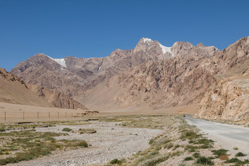 Fototapeta na wymiar Landscape in the Pamir mountains in the area of Murghab in Tajikistan