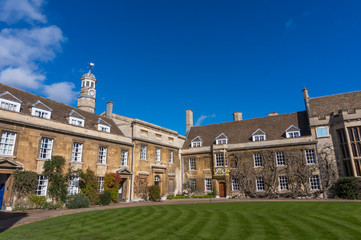 Fototapeta na wymiar Cambridge City, England - Stunning Courtyards and impresive architecture in springtime