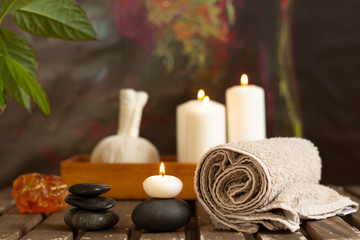 Obraz na płótnie Canvas burning candles in wellness spa