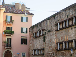 Fototapeta na wymiar Old houses in Italy
