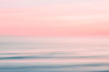 Foto auf Gartenposter Abstrakter verschwommener Sonnenaufganghimmel und Ozeannaturhintergrund © volgariver