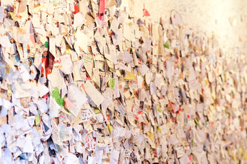 Paper notes and message of love on the wall of Juliet Capulet house (Casa di Giulietta), Verona,...