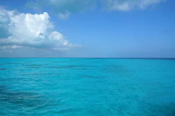 landscape of colorful sea under Caribbean sunlight