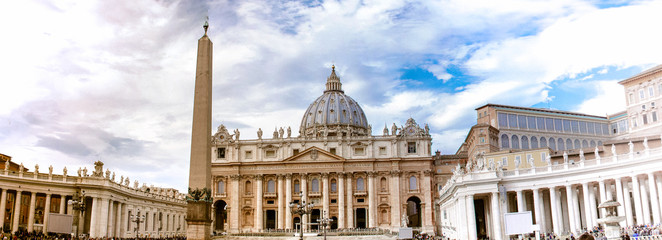 Fototapeta na wymiar Piazza di San Pietro, Vaticano. 