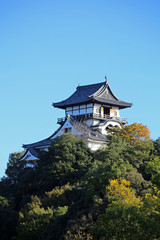 晩秋の犬山城