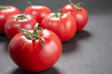 真っ赤なトマト