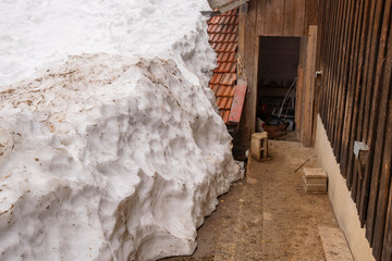 Chicken coop with snow mountains - snow chaos