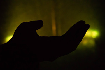 hand and fountain