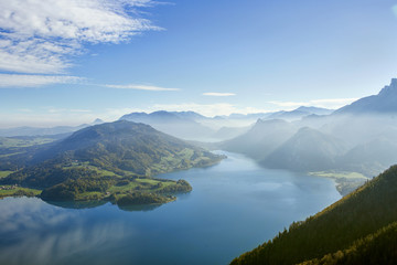 Fototapeta na wymiar Mondesee austrian lake