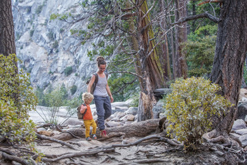 Obraz premium Mother with son visit Yosemite national park in California