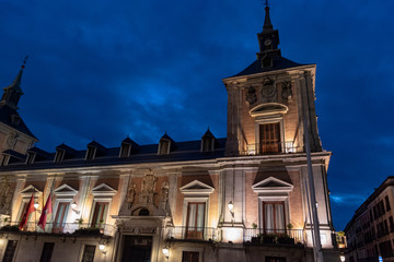 Pra&ccedil;a de La Villa, Madrid, Espanha.