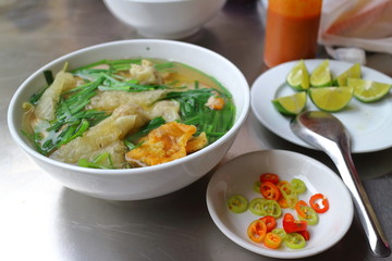 Mi van than,Vietnamese noodle