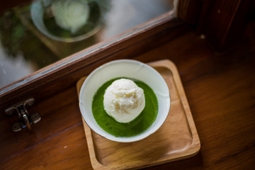 vanila ice-cream with Matcha, Green tea, A dessert of japanese