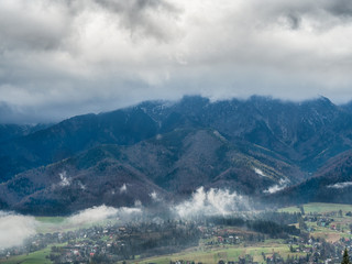 Fototapeta na wymiar View of Zakopane on the background of the Tatra Mountains