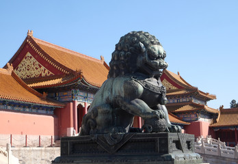 Fototapeta premium Lion Statue, Forbidden city in Beijing, China 