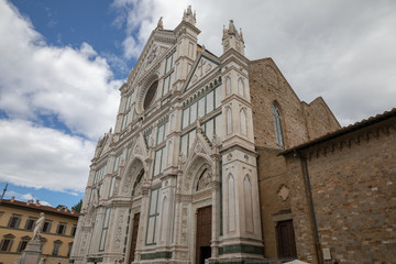 Fototapeta na wymiar Panoramic view of exterior of Basilica di Santa Croce