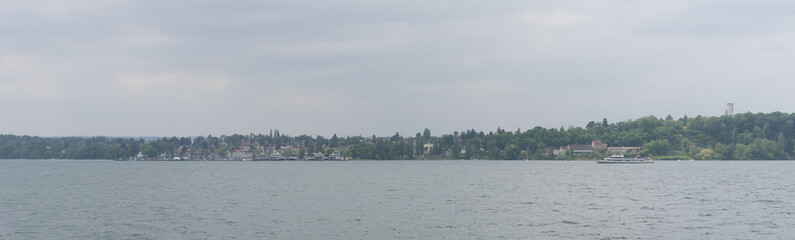 Mit der Auto-Fähre von Meersburg nach Konstanz am Bodensee