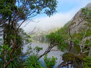 Kratersee im Nebel © Roland