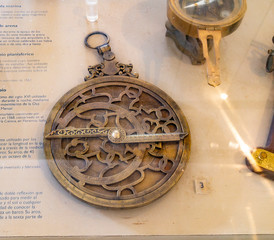 brass compass SUN DIAL SOLAR time astrology navigation marine maritime