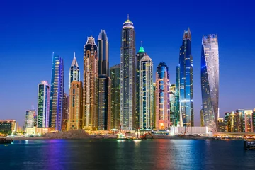Fotobehang Moderne residentiële architectuur van Dubai Marina, VAE © monticellllo