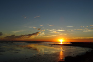 Beautiful sunset views over Breydon Water and the River Yare, Great Yarmouth, Norfolk.