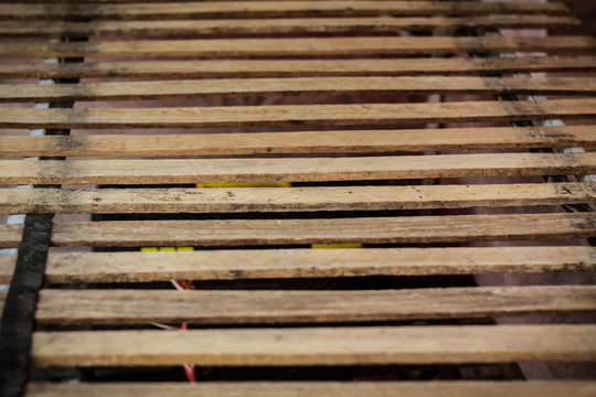 T&aacute;buas de Madeira