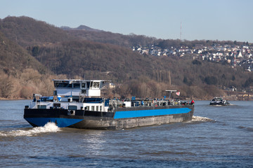 rhine river ship traffic