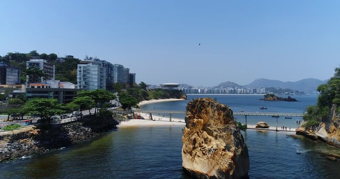 Museu de Arte Contempor&acirc;nea II
