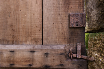 texture of wooden door with its knob