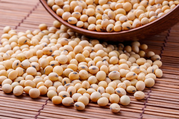 raw soybean